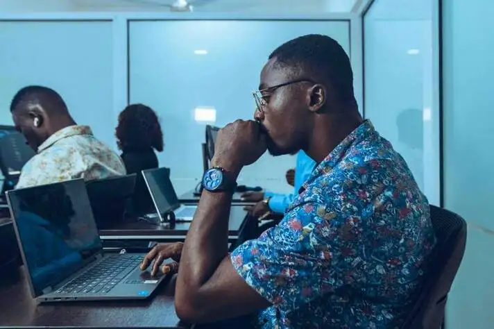 Assurance emprunteur Marseille pour personnes en r�mission de cancer : garanties adapt�es, �tude m�dicale confidentielle, AERAS, accompagnement humain pour s�curiser votre cr�dit